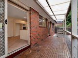 https://images.listonce.com.au/custom/160x/listings/294-bridge-street-eltham-vic-3095/866/01651866_img_08.jpg?48t4K8mMfJw