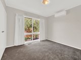 https://images.listonce.com.au/custom/160x/listings/294-locksley-road-ivanhoe-vic-3079/560/01779560_img_06.jpg?hXDRSOeXTNk