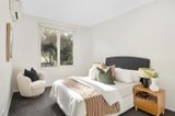 https://images.listonce.com.au/custom/160x/listings/295-canterbury-road-st-kilda-west-vic-3182/657/01511657_img_07.jpg?u-loiEdgOso