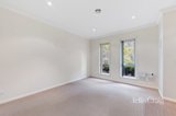 https://images.listonce.com.au/custom/160x/listings/295-delacombe-drive-mill-park-vic-3082/573/01951573_img_04.jpg?l5HBivDQFn0