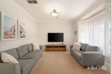 https://images.listonce.com.au/custom/160x/listings/297-mountain-view-road-montmorency-vic-3094/534/01955534_img_02.jpg?dSP-AXBC7LA