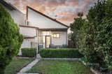 https://images.listonce.com.au/custom/160x/listings/298-tooronga-road-glen-iris-vic-3146/874/01473874_img_10.jpg?wBBZ-NXeNX0