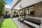 https://images.listonce.com.au/custom/160x/listings/29a-arawata-drive-doncaster-east-vic-3109/209/01989209_img_09.jpg?wo2qC-gJmUc