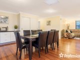 https://images.listonce.com.au/custom/160x/listings/29a-ballantyne-crescent-kilsyth-vic-3137/921/01524921_img_04.jpg?D-CYMHUktb8