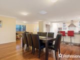 https://images.listonce.com.au/custom/160x/listings/29a-ballantyne-crescent-kilsyth-vic-3137/921/01524921_img_05.jpg?a_9Uu2Yw1ew