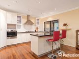 https://images.listonce.com.au/custom/160x/listings/29a-ballantyne-crescent-kilsyth-vic-3137/921/01524921_img_06.jpg?PZy5Hn9_7ag