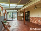 https://images.listonce.com.au/custom/160x/listings/29a-ballantyne-crescent-kilsyth-vic-3137/921/01524921_img_14.jpg?bb8NNhng4FM