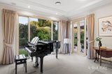 https://images.listonce.com.au/custom/160x/listings/29b-oliver-road-templestowe-vic-3106/287/01981287_img_04.jpg?PzmkwHRfHFw