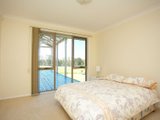 https://images.listonce.com.au/custom/160x/listings/2a-andrew-crescent-croydon-south-vic-3136/175/00620175_img_07.jpg?aEXIcY0I7XU