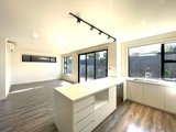 https://images.listonce.com.au/custom/160x/listings/2a-canora-street-blackburn-south-vic-3130/902/01576902_img_03.jpg?hPL9r91UapQ