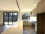 https://images.listonce.com.au/custom/160x/listings/2a-canora-street-blackburn-south-vic-3130/902/01576902_img_05.jpg?r_ay_L9s0qo