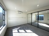 https://images.listonce.com.au/custom/160x/listings/2a-canora-street-blackburn-south-vic-3130/902/01576902_img_11.jpg?MAPSYqqZALE