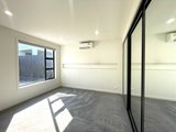 https://images.listonce.com.au/custom/160x/listings/2a-canora-street-blackburn-south-vic-3130/902/01576902_img_12.jpg?iWoizLdHRs4