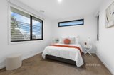 https://images.listonce.com.au/custom/160x/listings/2a-chippendale-court-chirnside-park-vic-3116/248/01557248_img_11.jpg?tNw1DXUmdus