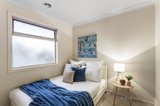 https://images.listonce.com.au/custom/160x/listings/2a-clifford-court-forest-hill-vic-3131/050/00689050_img_06.jpg?6UZMODEl_pc