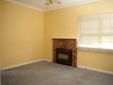 https://images.listonce.com.au/custom/160x/listings/2a-croydon-way-croydon-vic-3136/250/01525250_img_03.jpg?GqrSz9GKni0