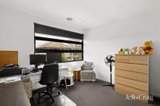 https://images.listonce.com.au/custom/160x/listings/2a-crozier-court-mckinnon-vic-3204/491/01977491_img_08.jpg?X9SiI7lDor4