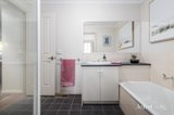 https://images.listonce.com.au/custom/160x/listings/2a-erli-court-blackburn-vic-3130/474/01766474_img_09.jpg?UH4oPTx7I8s
