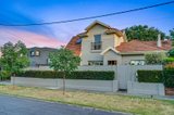 https://images.listonce.com.au/custom/160x/listings/2a-ferguson-street-glen-iris-vic-3146/293/01002293_img_11.jpg?CxAnrof1a6Y