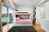 https://images.listonce.com.au/custom/160x/listings/2a-frank-street-vermont-vic-3133/900/01061900_img_06.jpg?ykk9InsSHNk