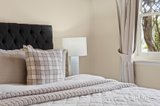 https://images.listonce.com.au/custom/160x/listings/2a-high-street-lake-wendouree-vic-3350/321/01975321_img_12.jpg?ErMepnFYTsA