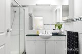 https://images.listonce.com.au/custom/160x/listings/2a-horace-street-malvern-vic-3144/736/01799736_img_12.jpg?Q2d7U2c0bkI