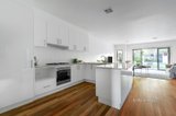 https://images.listonce.com.au/custom/160x/listings/2a-lindsay-street-bentleigh-vic-3204/374/01021374_img_09.jpg?2veG18TI5NI