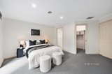 https://images.listonce.com.au/custom/160x/listings/2a-louisa-street-kilsyth-vic-3137/057/01583057_img_06.jpg?eo6X8ysHK9M