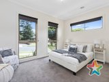 https://images.listonce.com.au/custom/160x/listings/2a-mark-street-mooroolbark-vic-3138/591/01525591_img_07.jpg?-DwGy9BKntE