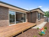 https://images.listonce.com.au/custom/160x/listings/2a-mark-street-mooroolbark-vic-3138/591/01525591_img_12.jpg?p6zAzaIotBs