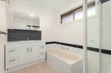 https://images.listonce.com.au/custom/160x/listings/2a-rattray-road-montmorency-vic-3094/881/01602881_img_06.jpg?JJnmvaHQmG0