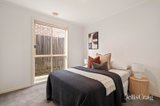https://images.listonce.com.au/custom/160x/listings/2a-royal-avenue-heathmont-vic-3135/190/01973190_img_07.jpg?hItk1mj38G8