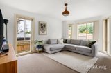 https://images.listonce.com.au/custom/160x/listings/2a-simmons-court-greensborough-vic-3088/439/01931439_img_02.jpg?4KST0z-xe2I