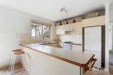 https://images.listonce.com.au/custom/160x/listings/2a-simmons-court-greensborough-vic-3088/439/01931439_img_05.jpg?ZSEcbf0CbPo