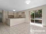 https://images.listonce.com.au/custom/160x/listings/2a-springfield-avenue-croydon-vic-3136/774/01525774_img_03.jpg?nSPVCRbfS2I