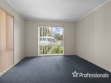 https://images.listonce.com.au/custom/160x/listings/2a-springfield-avenue-croydon-vic-3136/774/01525774_img_09.jpg?HjD0bwAMemg