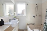 https://images.listonce.com.au/custom/160x/listings/2a-twisden-road-bentleigh-vic-3204/996/01738996_img_10.jpg?336Zym-7C8s