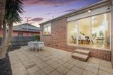 https://images.listonce.com.au/custom/160x/listings/2a-twisden-road-bentleigh-vic-3204/996/01738996_img_11.jpg?DfNFVemGVyg