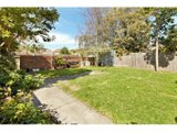 https://images.listonce.com.au/custom/160x/listings/2a-upton-street-altona-vic-3018/657/01202657_img_08.jpg?RCW0gPD3xo4