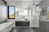 https://images.listonce.com.au/custom/160x/listings/2a-wattle-bird-crescent-barwon-heads-vic-3227/484/01700484_img_18.jpg?O8FUVP8XNuU