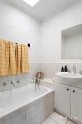 https://images.listonce.com.au/custom/160x/listings/2a-white-street-reservoir-vic-3073/148/01747148_img_14.jpg?GwAuvEzQ49o