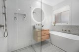 https://images.listonce.com.au/custom/160x/listings/2a-william-street-mitcham-vic-3132/690/01240690_img_10.jpg?64myezuK1dg