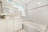 https://images.listonce.com.au/custom/160x/listings/2a-woodhouse-grove-box-hill-north-vic-3129/682/01683682_img_09.jpg?eA0yTN4uJY8