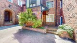 https://images.listonce.com.au/custom/160x/listings/2a44-murphy-st-south-yarra-vic-3141/818/01631818_img_02.jpg?chK82d8VXIw