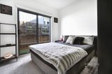 https://images.listonce.com.au/custom/160x/listings/2b-akeroa-avenue-brunswick-east-vic-3057/938/01368938_img_06.jpg?v3BloRQMbws