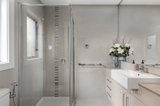 https://images.listonce.com.au/custom/160x/listings/2b-chesney-drive-ringwood-vic-3134/395/01737395_img_09.jpg?r5qj5K03HXA