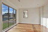 https://images.listonce.com.au/custom/160x/listings/2b-florence-avenue-donvale-vic-3111/053/01886053_img_08.jpg?A-eslV3QsW4