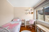https://images.listonce.com.au/custom/160x/listings/2b-grandvalley-drive-chirnside-park-vic-3116/365/01722365_img_07.jpg?4-BYQJQ0vlk