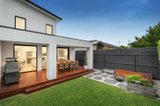 https://images.listonce.com.au/custom/160x/listings/2b-hilary-grove-bentleigh-east-vic-3165/897/01643897_img_14.jpg?myKcCB8CPpI