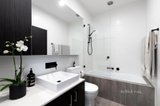 https://images.listonce.com.au/custom/160x/listings/2b-hodgson-terrace-richmond-vic-3121/006/01113006_img_10.jpg?kMMEWFYyGhE